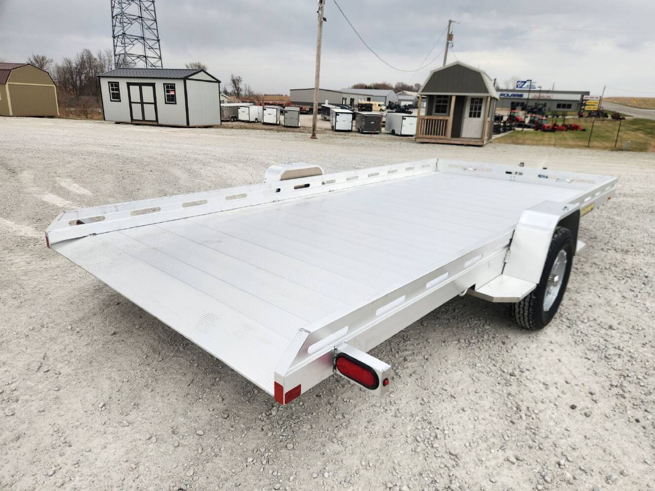 A photo of this 2027 Aluma 8015TILT