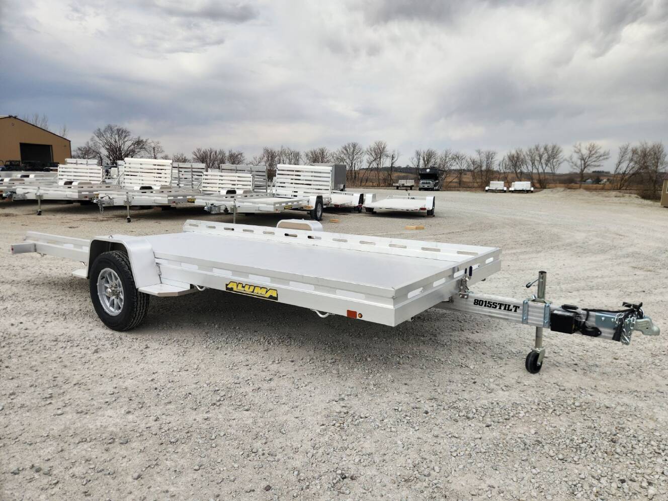 A photo of this 2027 Aluma 8015TILT