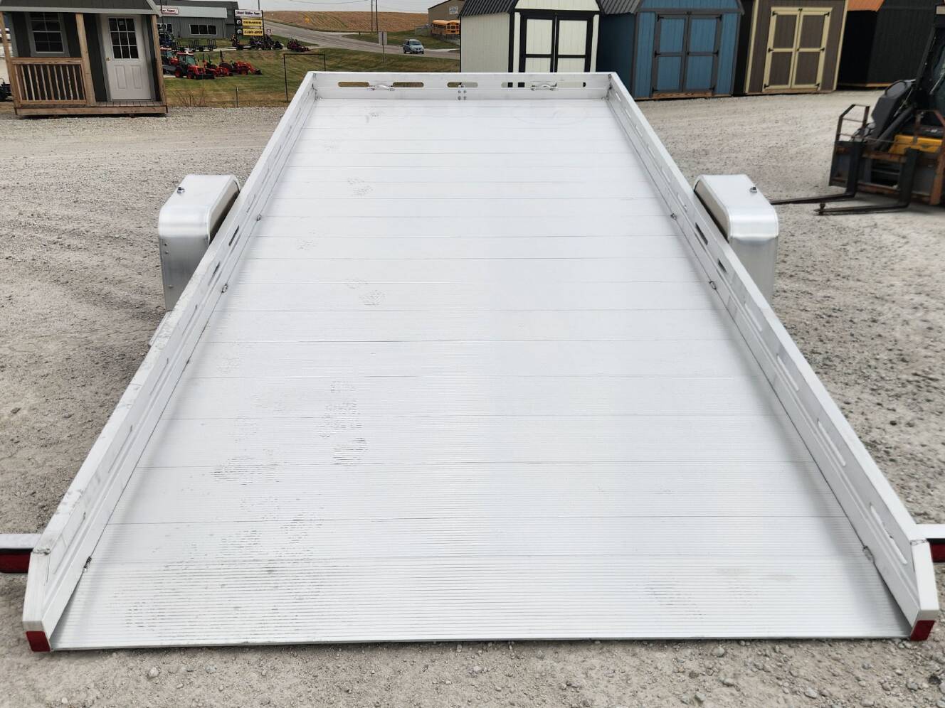 A photo of this 2027 Aluma 8015TILT