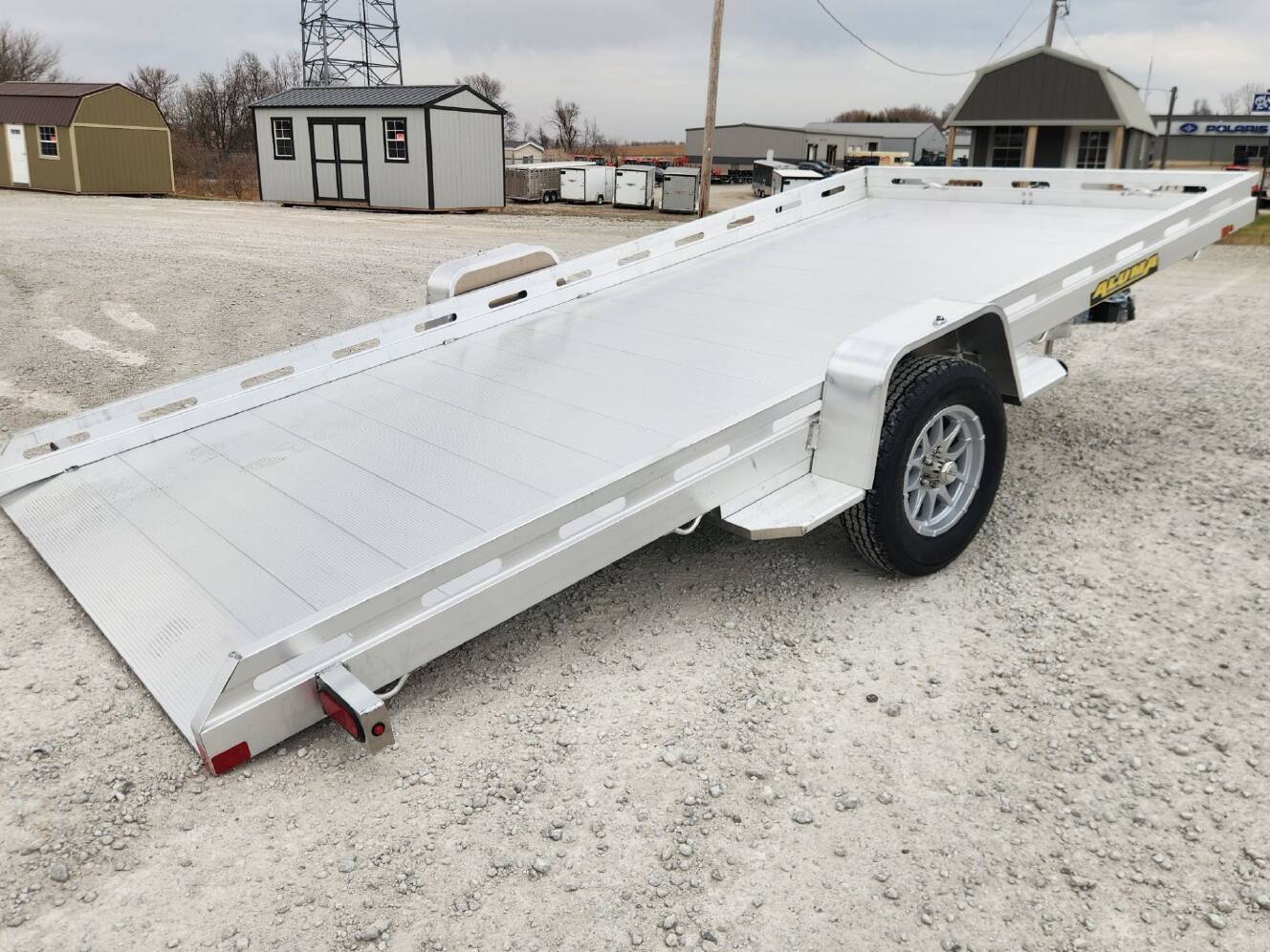 A photo of this 2027 Aluma 8015TILT