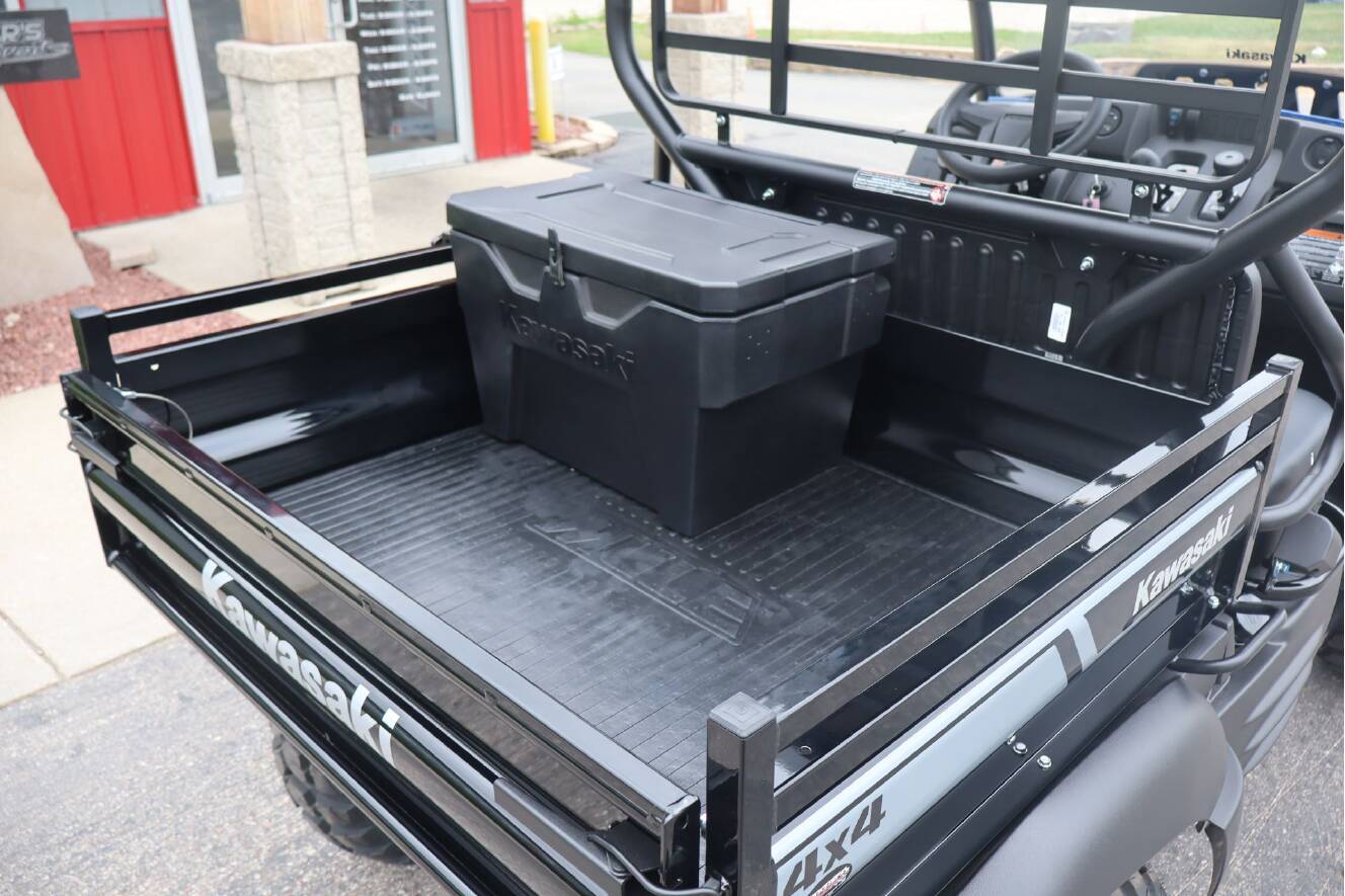 A photo of this 2026 Kawasaki MULE SX™ 4x4 XC