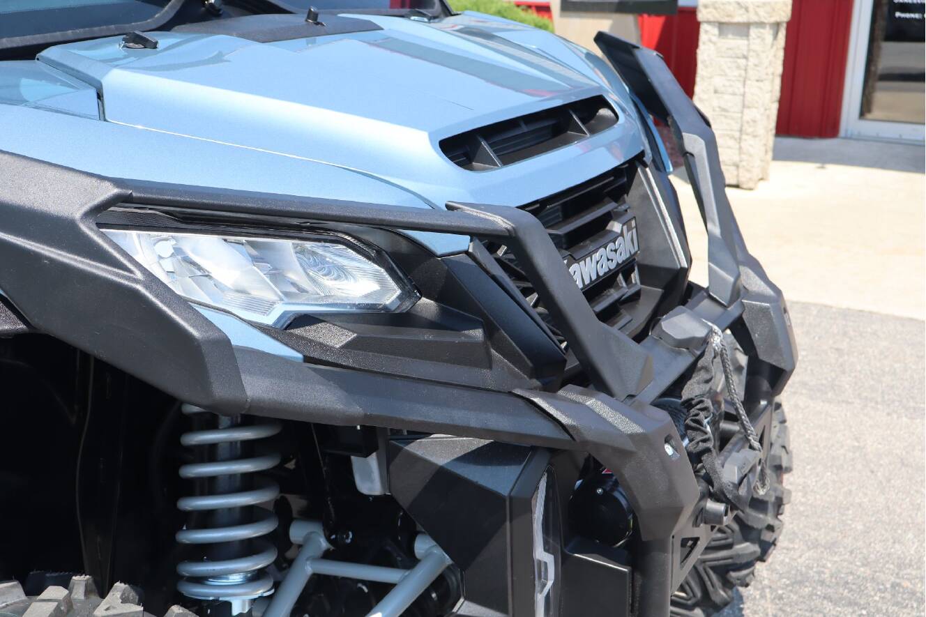 A photo of this 2025 Kawasaki RIDGE® XR CREW Limited HVAC