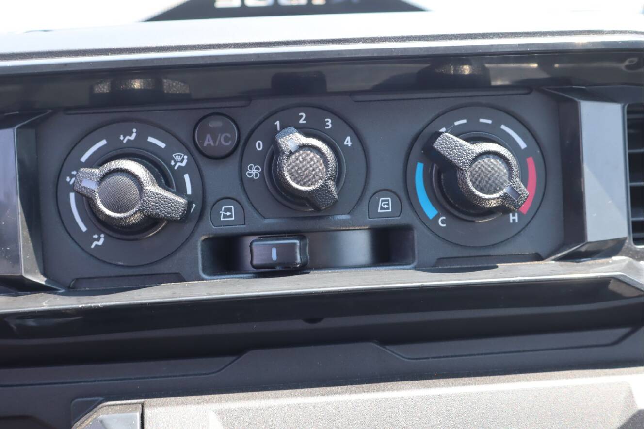 A photo of this 2025 Kawasaki RIDGE® XR CREW Limited HVAC