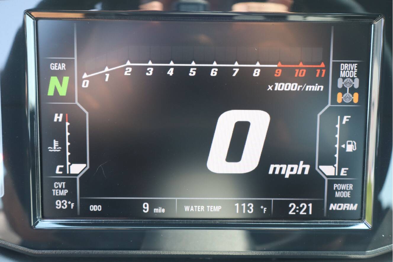 A photo of this 2025 Kawasaki RIDGE® XR CREW Limited HVAC