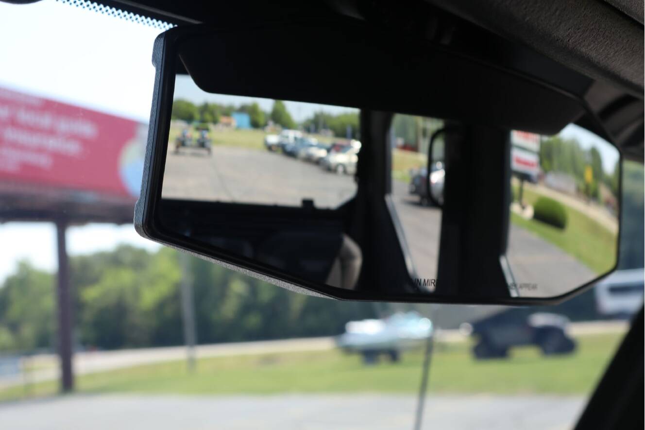 A photo of this 2025 Kawasaki RIDGE® XR CREW Limited HVAC