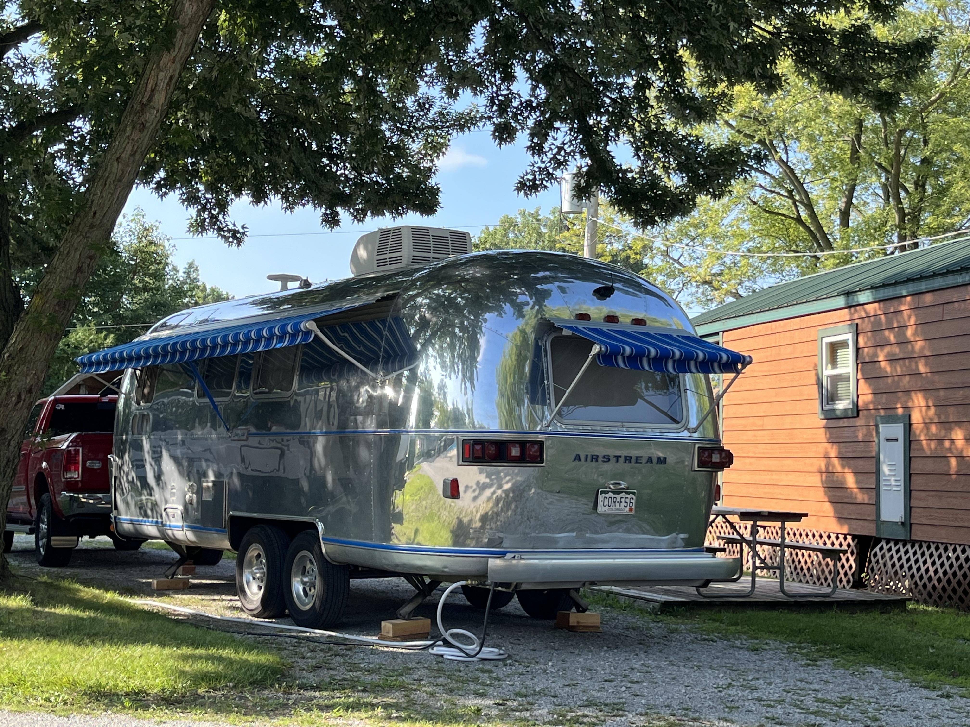 1976 Airstream LAND YACHT 25 in greenbrier AR