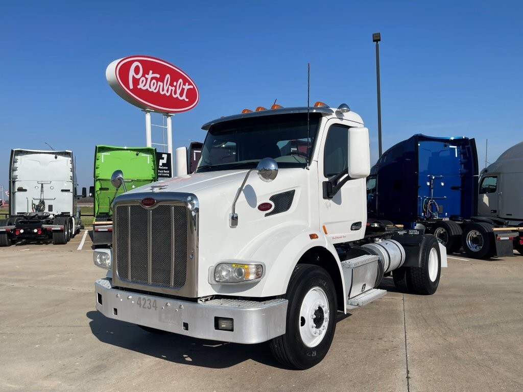 2019 PETERBILT 567 in Strafford, MO