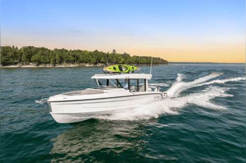 2026 Cruisers Yachts 38 VTR EC in newport beach CA