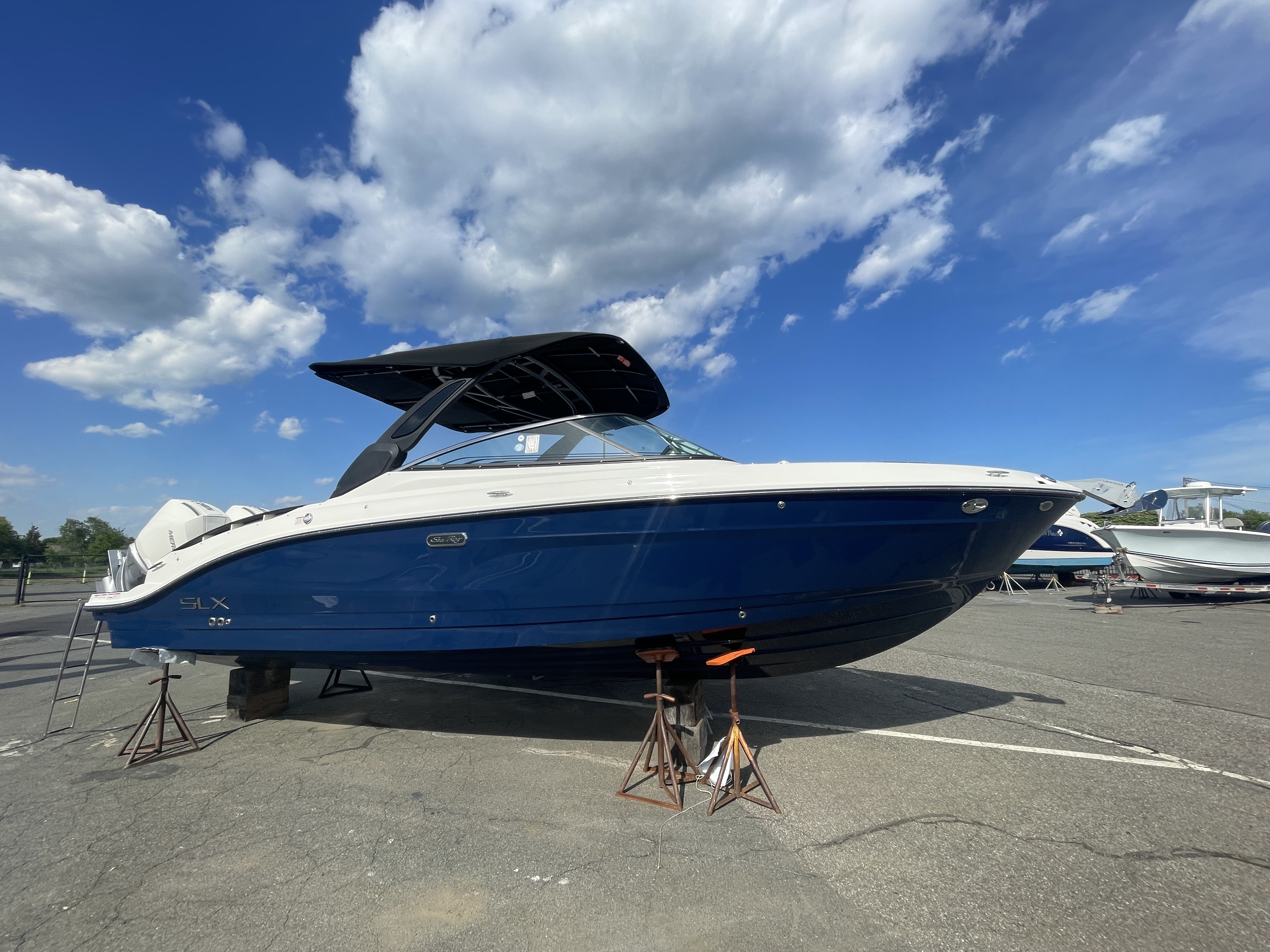 2026 Sea Ray SLX 280 Outboard W 230 in danvers MA