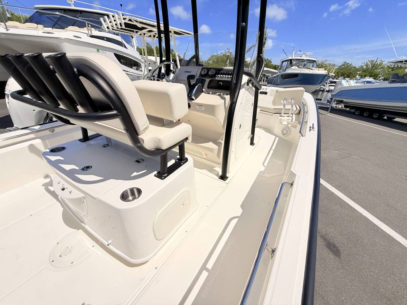A photo of this 2026 Boston Whaler 210 Montauk