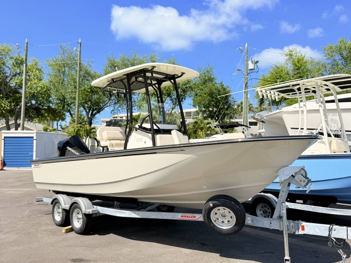 A photo of this 2026 Boston Whaler 210 Montauk