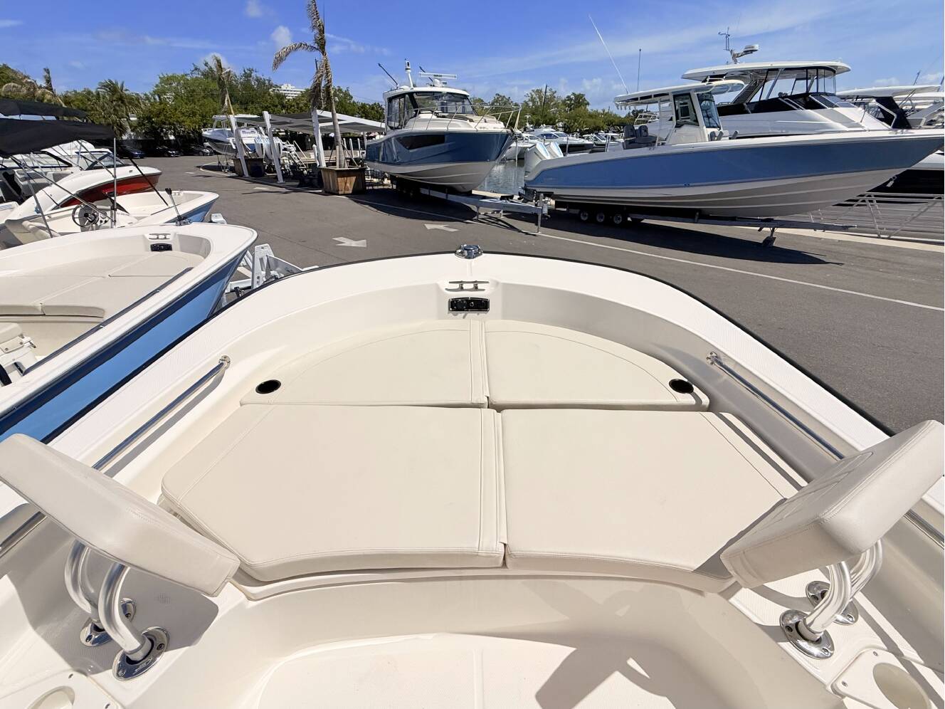 A photo of this 2026 Boston Whaler 210 Montauk