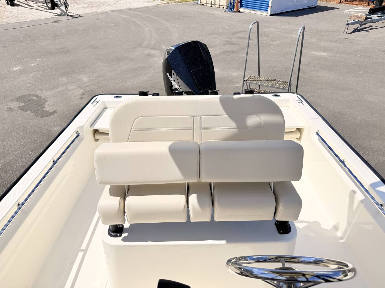 A photo of this 2026 Boston Whaler 210 Montauk