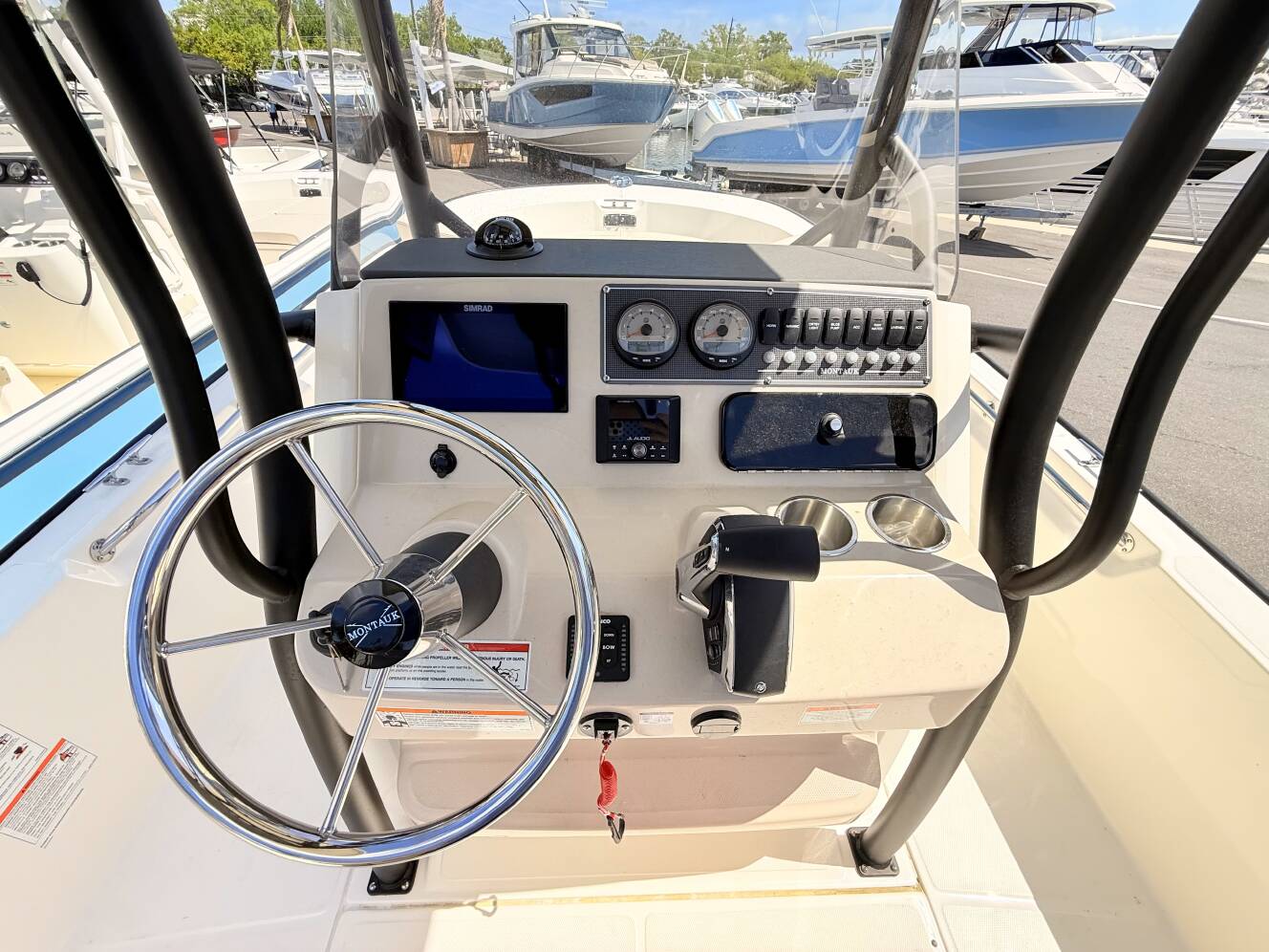 A photo of this 2026 Boston Whaler 210 Montauk