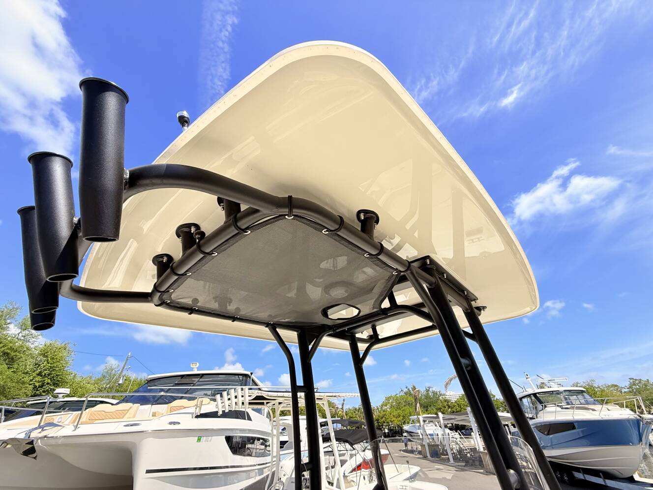 A photo of this 2026 Boston Whaler 210 Montauk