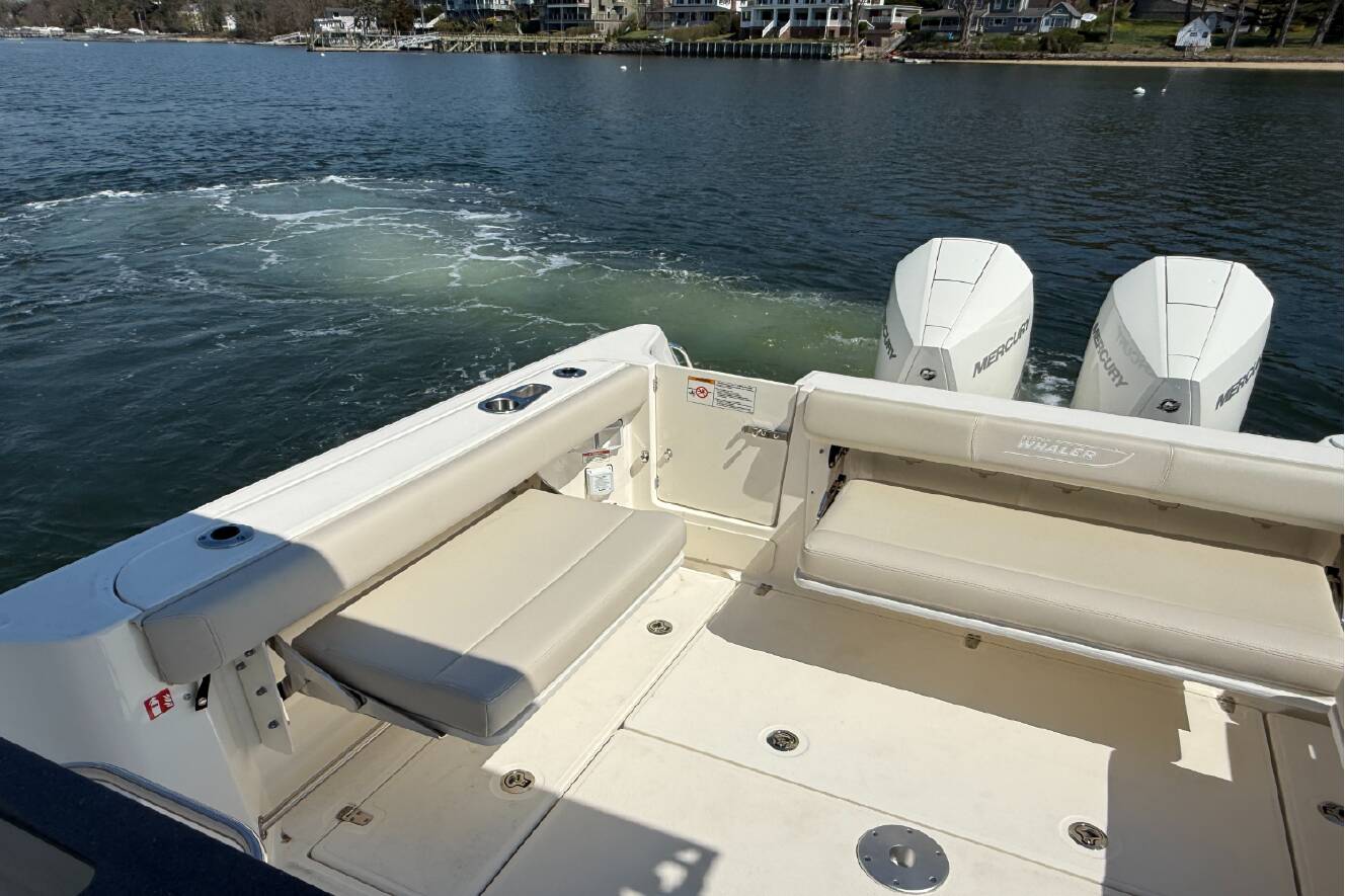 A photo of this 2026 Boston Whaler 285 Conquest