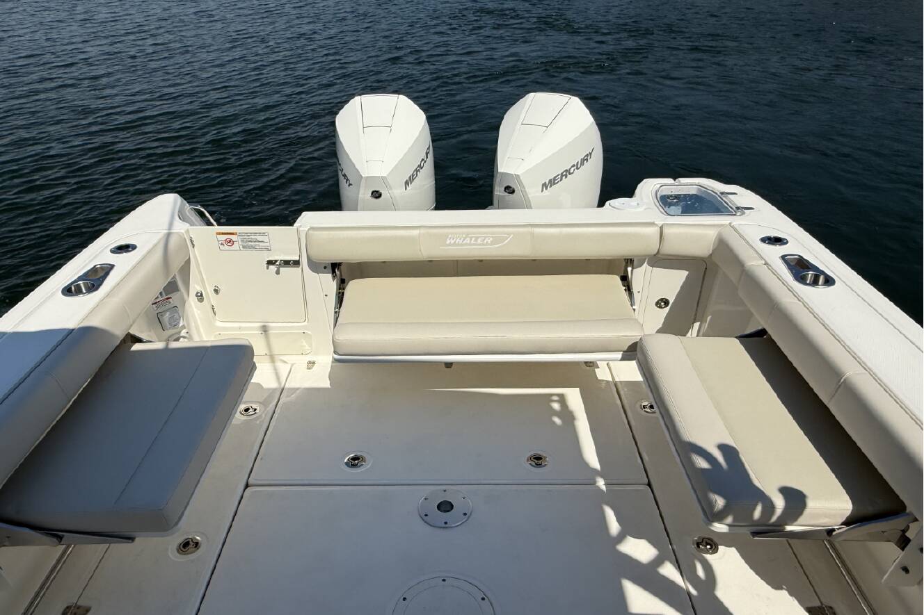 A photo of this 2026 Boston Whaler 285 Conquest