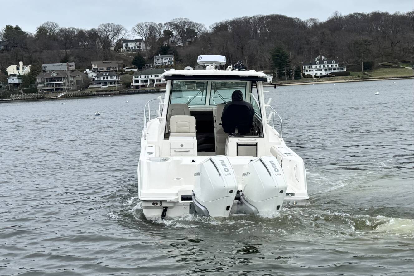 A photo of this 2026 Boston Whaler 285 Conquest