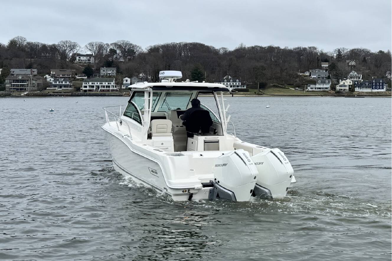 A photo of this 2026 Boston Whaler 285 Conquest