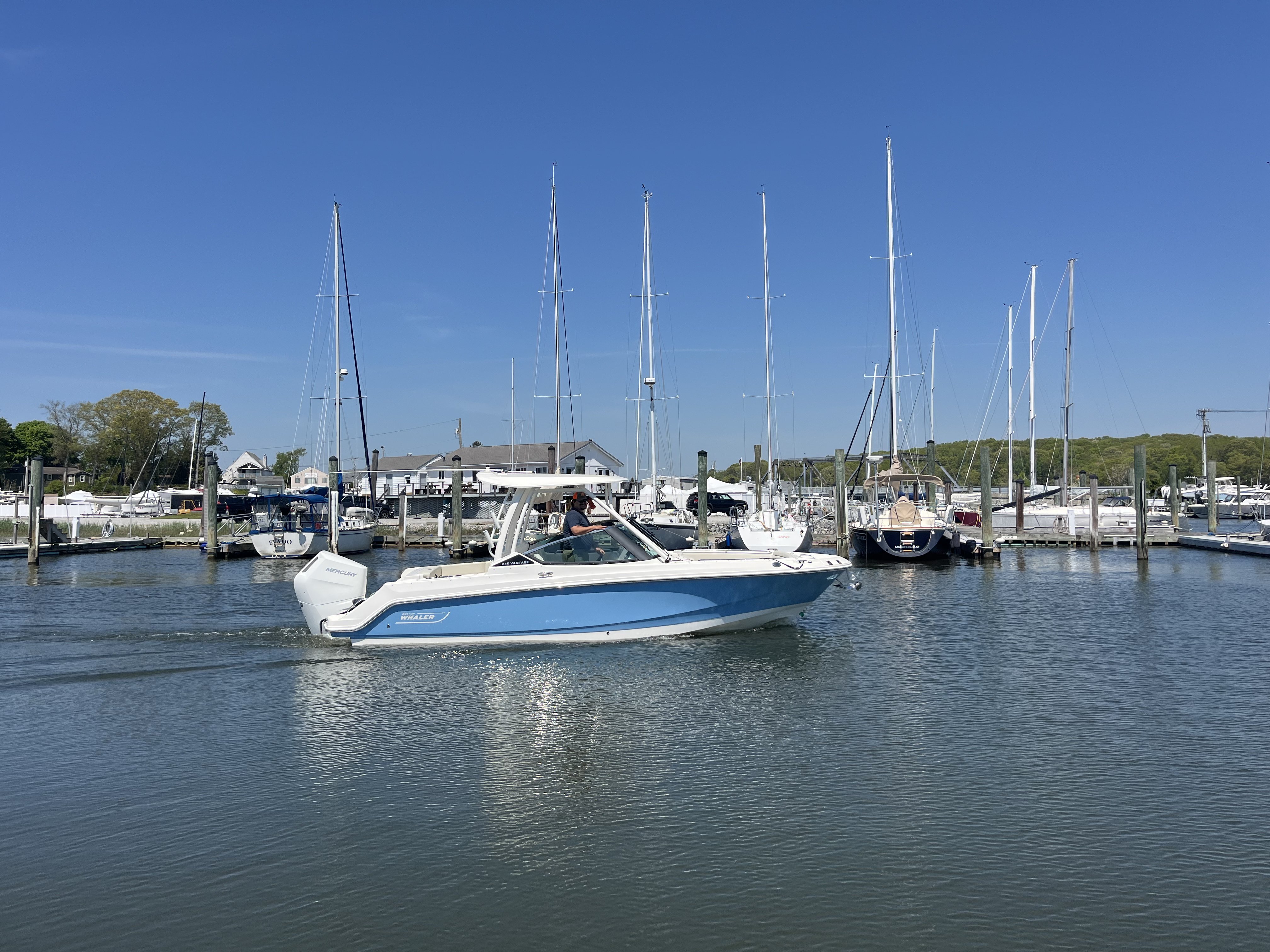 2026 Boston Whaler 240 Vantage in westbrook CT
