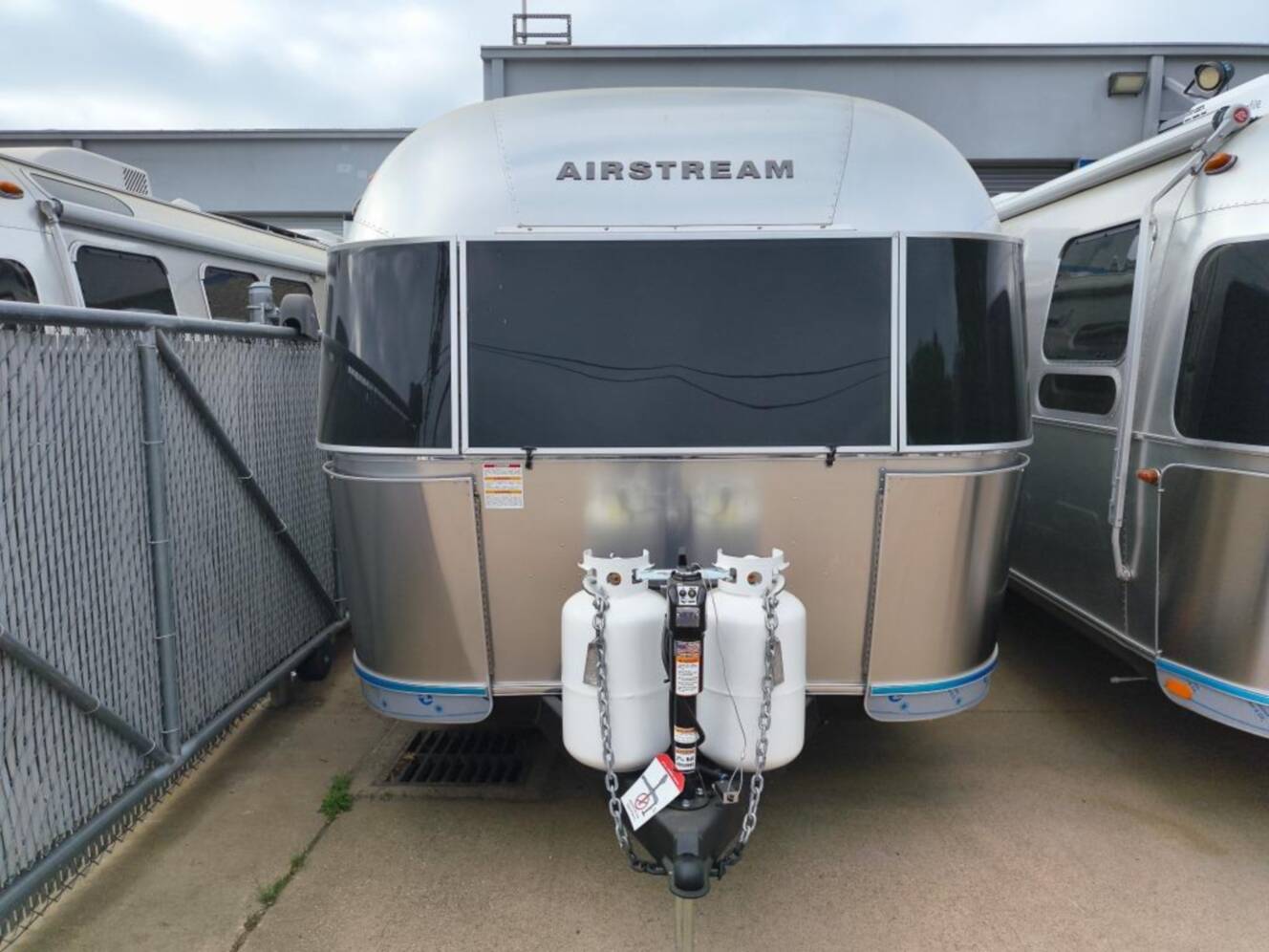 A photo of this 2026 Airstream International 28RB