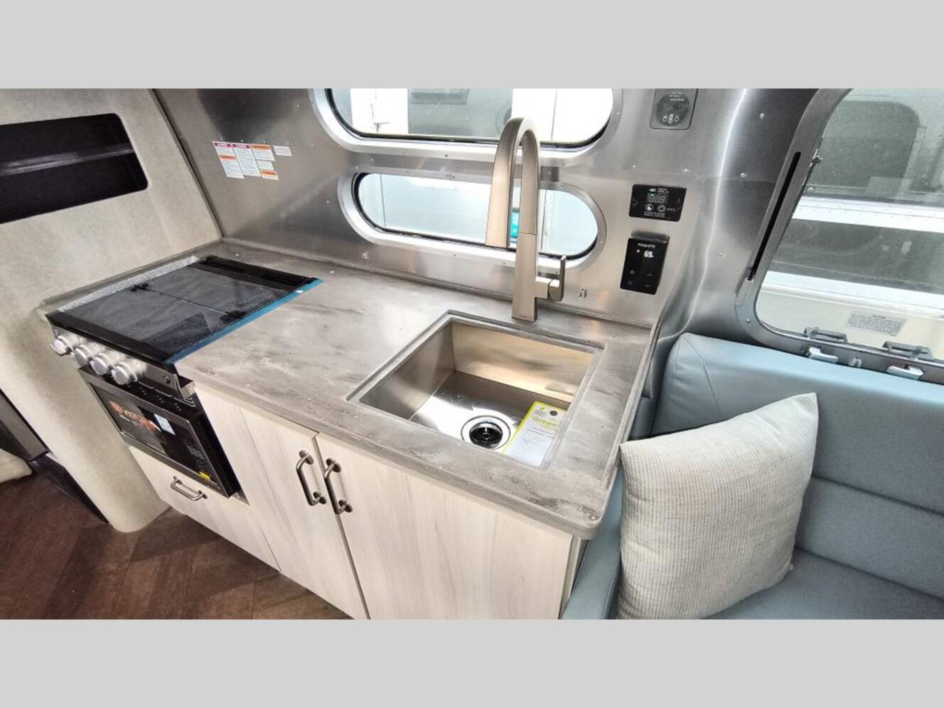 A photo of this 2026 Airstream International 28RB