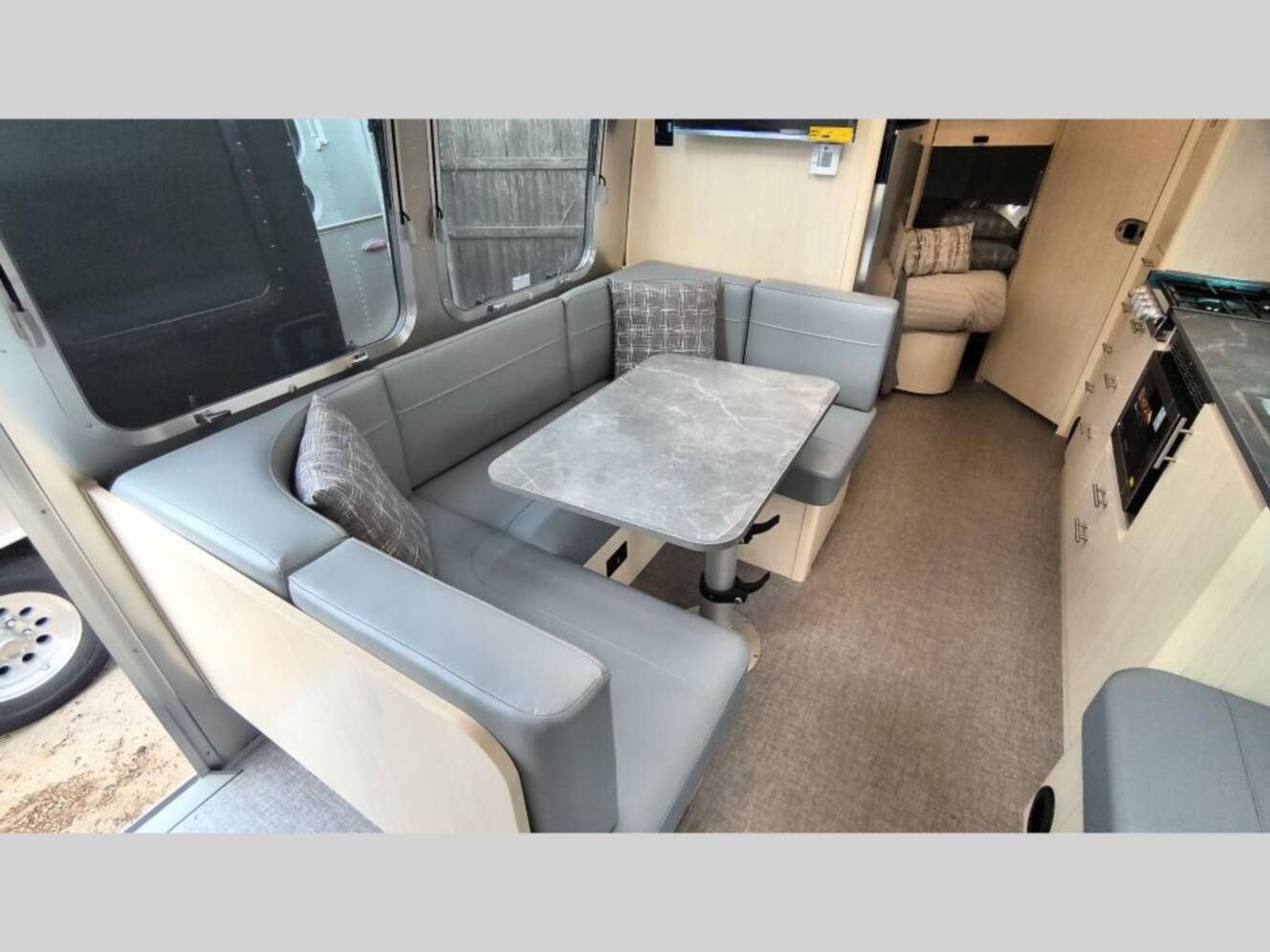 A photo of this 2026 Airstream Flying Cloud 30FB Bunk
