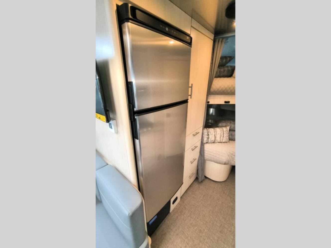 A photo of this 2026 Airstream Flying Cloud 30FB Bunk