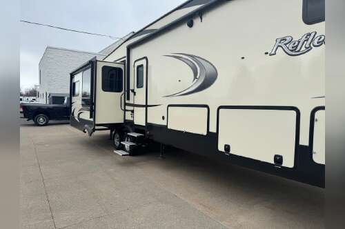 2018 Grand Design Reflection 367BHS in orchard park NY