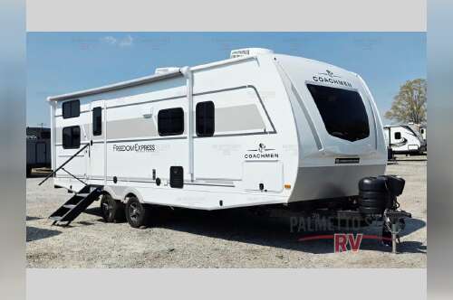 2026 Coachmen Rv Freedom Express Ultra Lite 258BHS in greer SC
