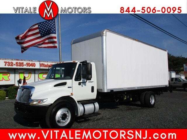 2014 INTERNATIONAL DuraStar 4300 in South Amboy, NJ