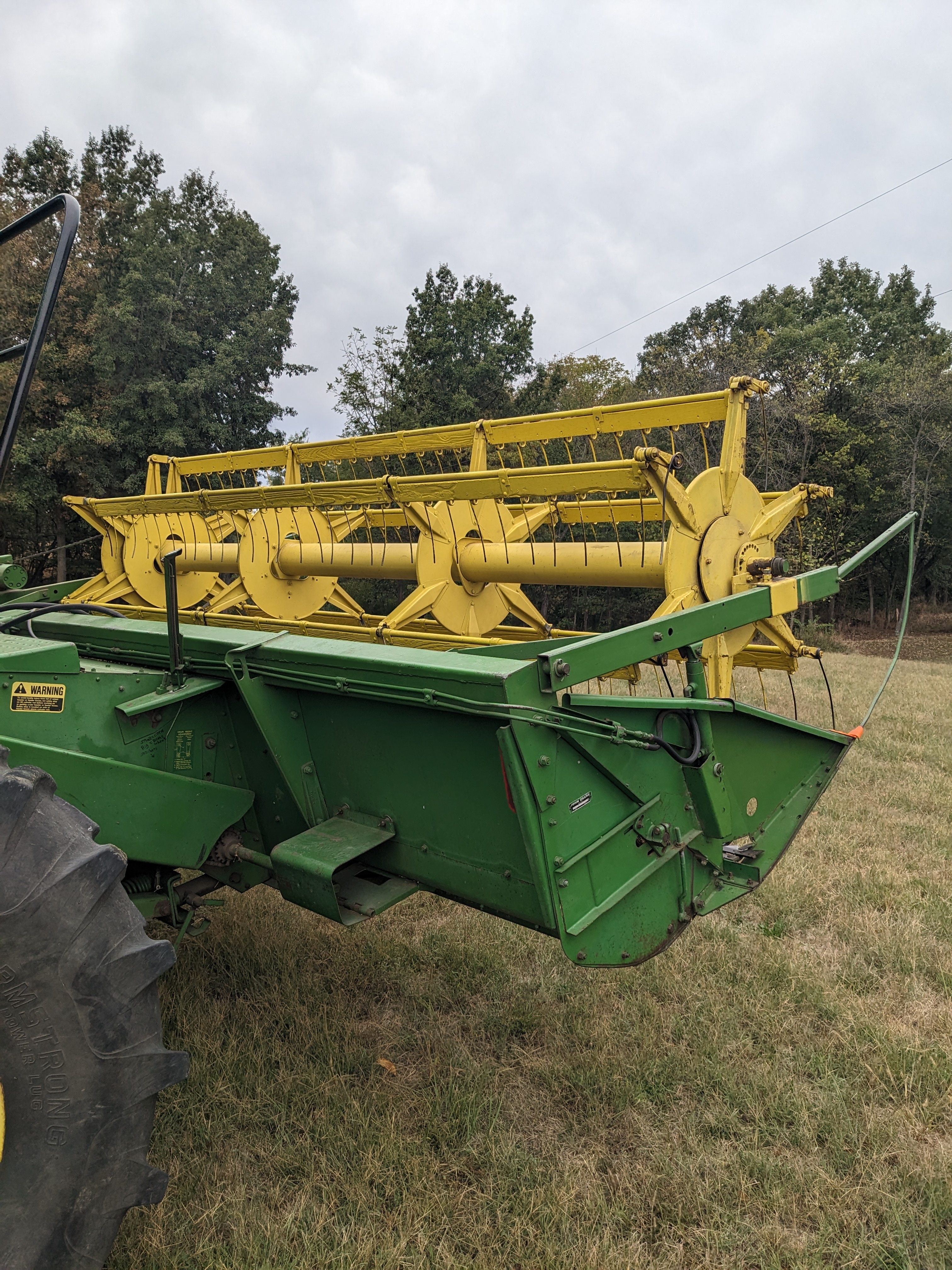 1975 JOHN DEERE 213 in Alhambra, IL