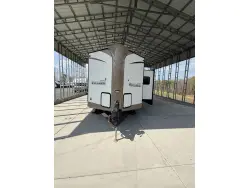 2018 FOREST RIVER ROCKWOOD WINDJAMMER 2715VS