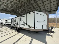 2018 FOREST RIVER ROCKWOOD WINDJAMMER 2715VS