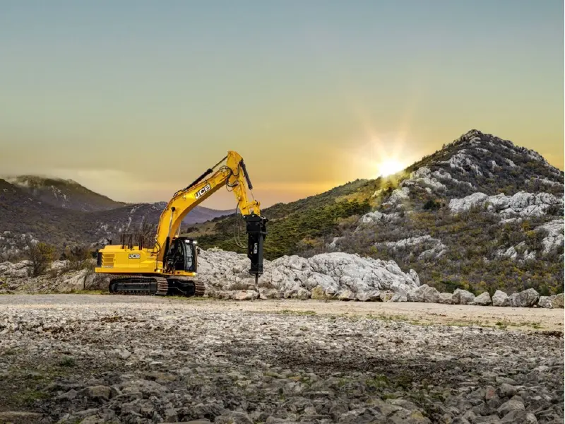 2026 JCB 370X