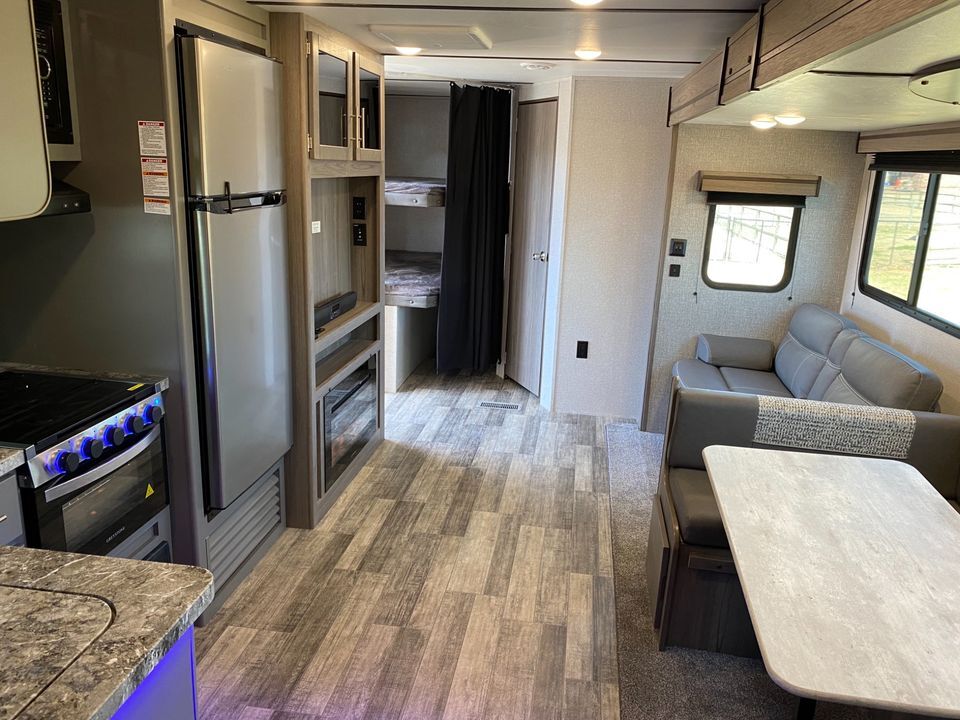 2021 Crossroads VOLANTE VL28BH RV