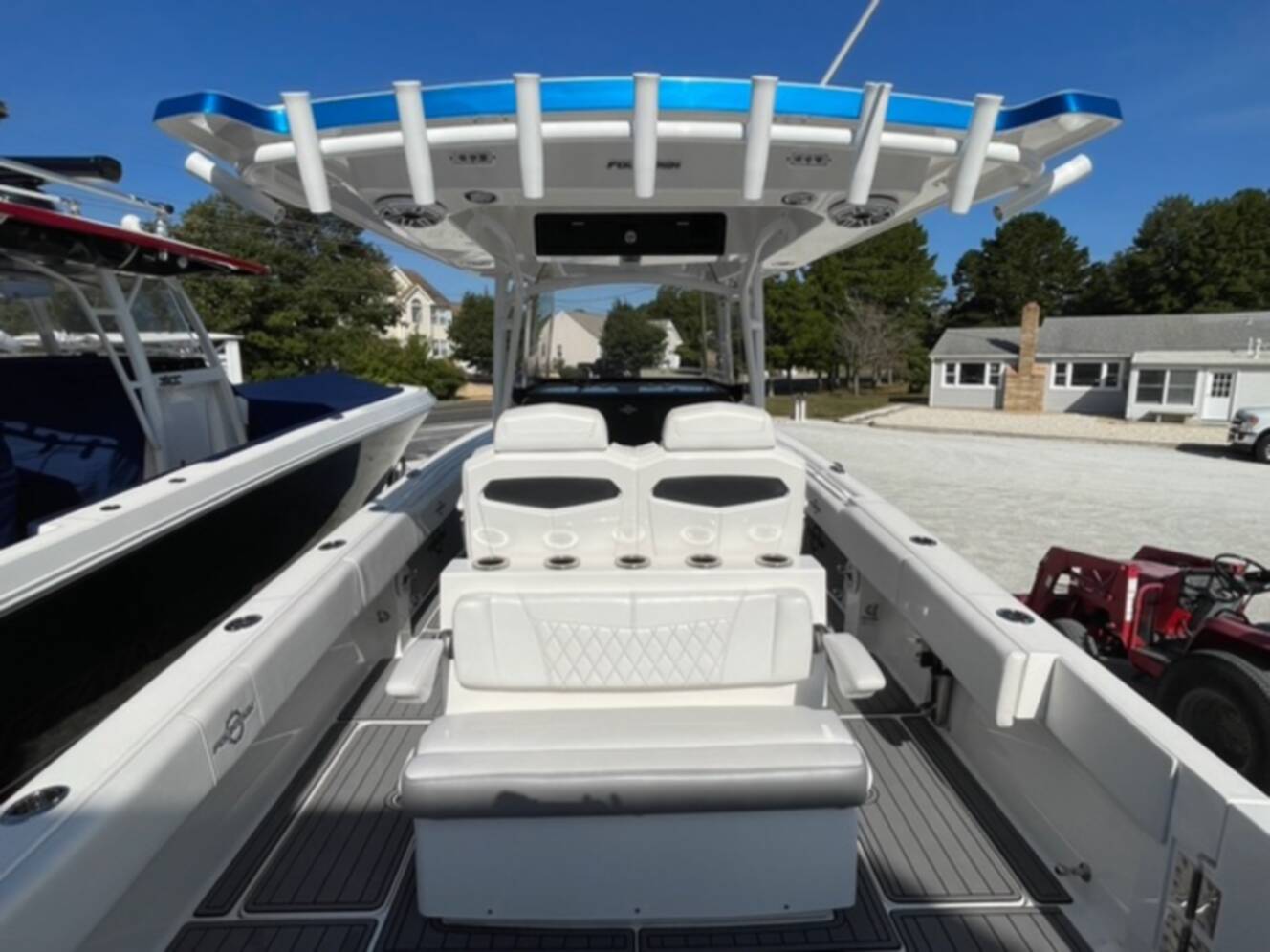 A photo of this 2021 Fountain 34 CC LS