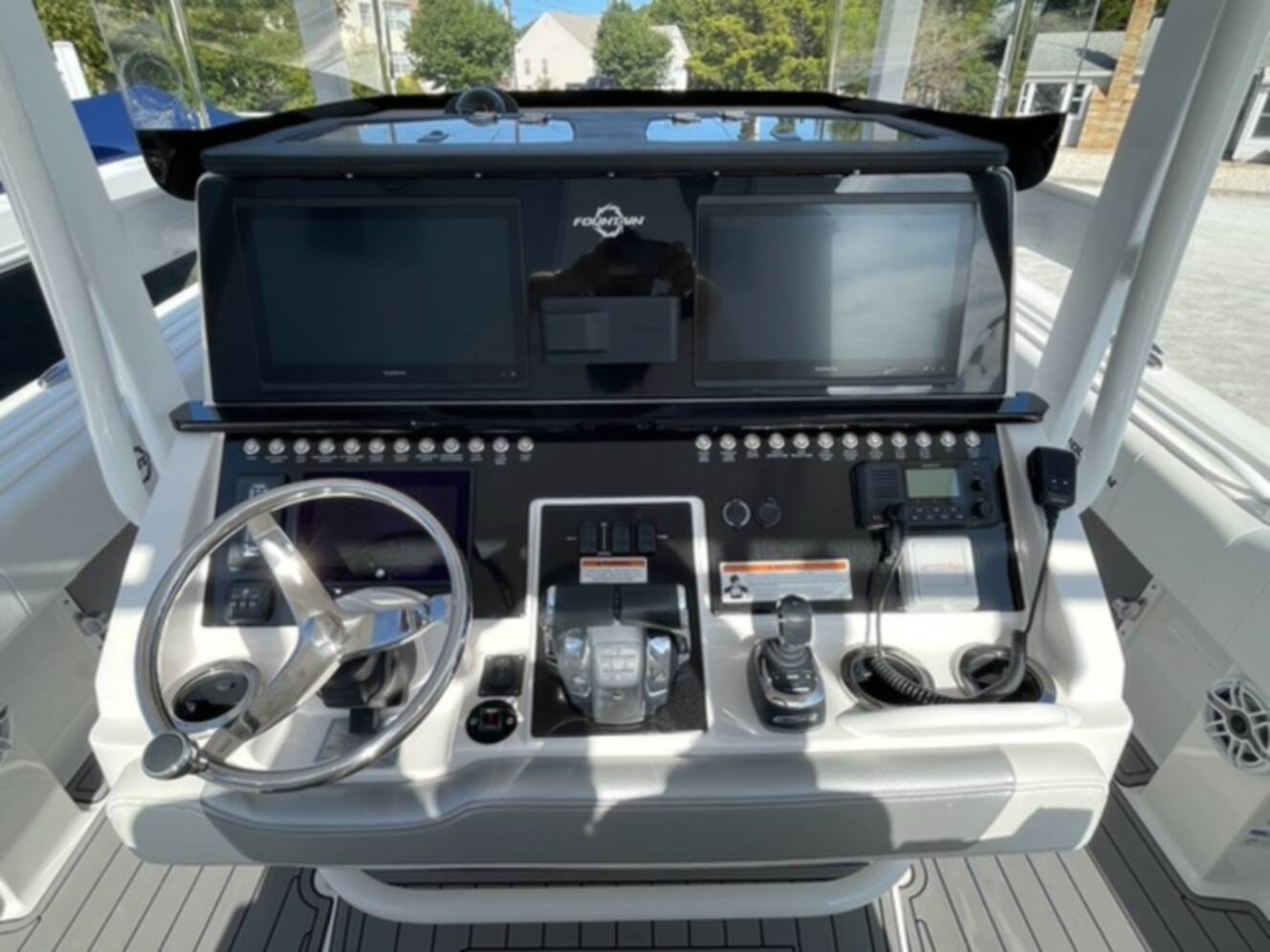 A photo of this 2021 Fountain 34 CC LS
