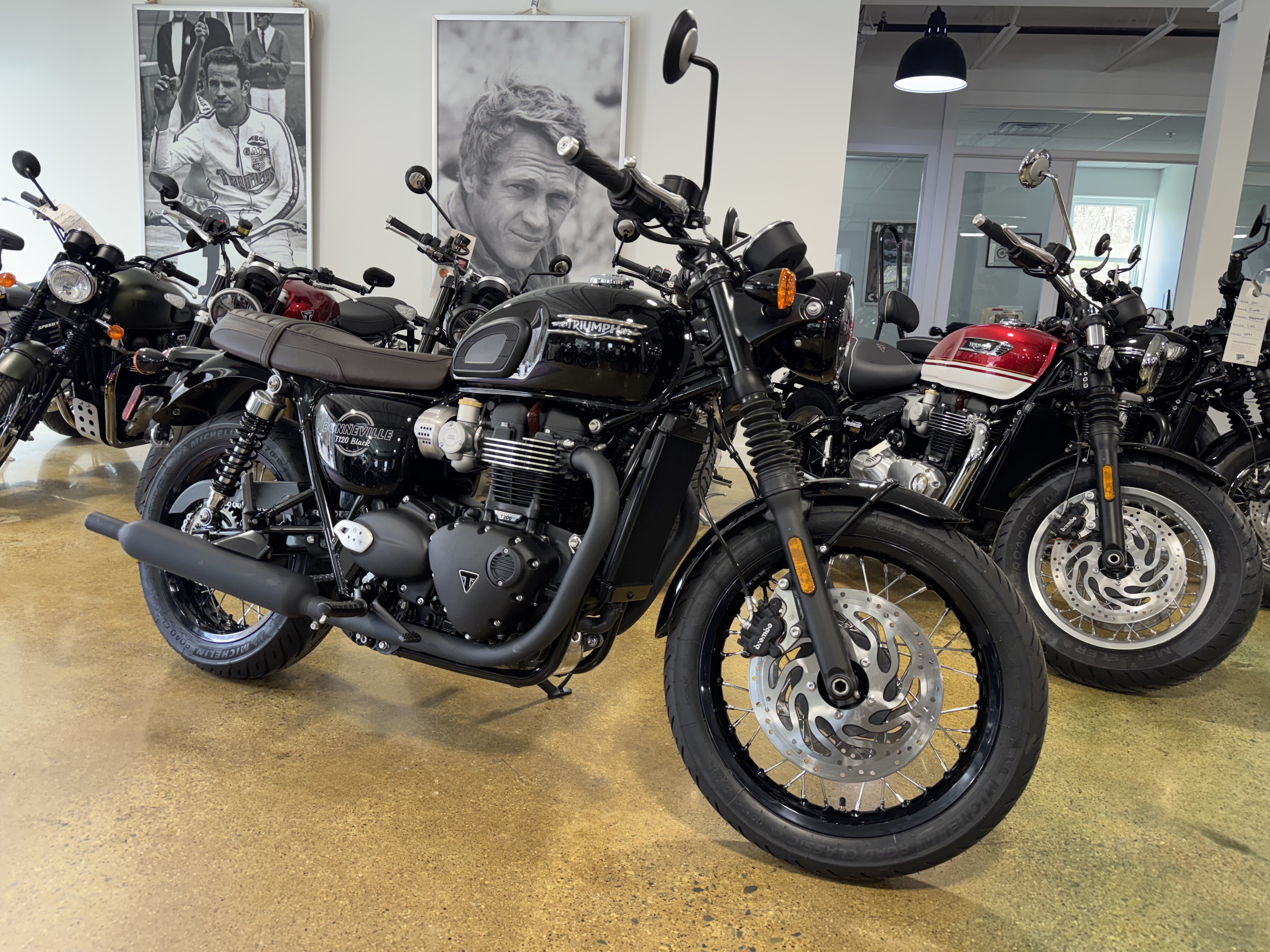 2026 Triumph Bonneville T120 Black BLACK in Bala Cynwyd, PA