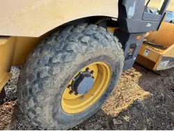 2016 VOLVO SD75B