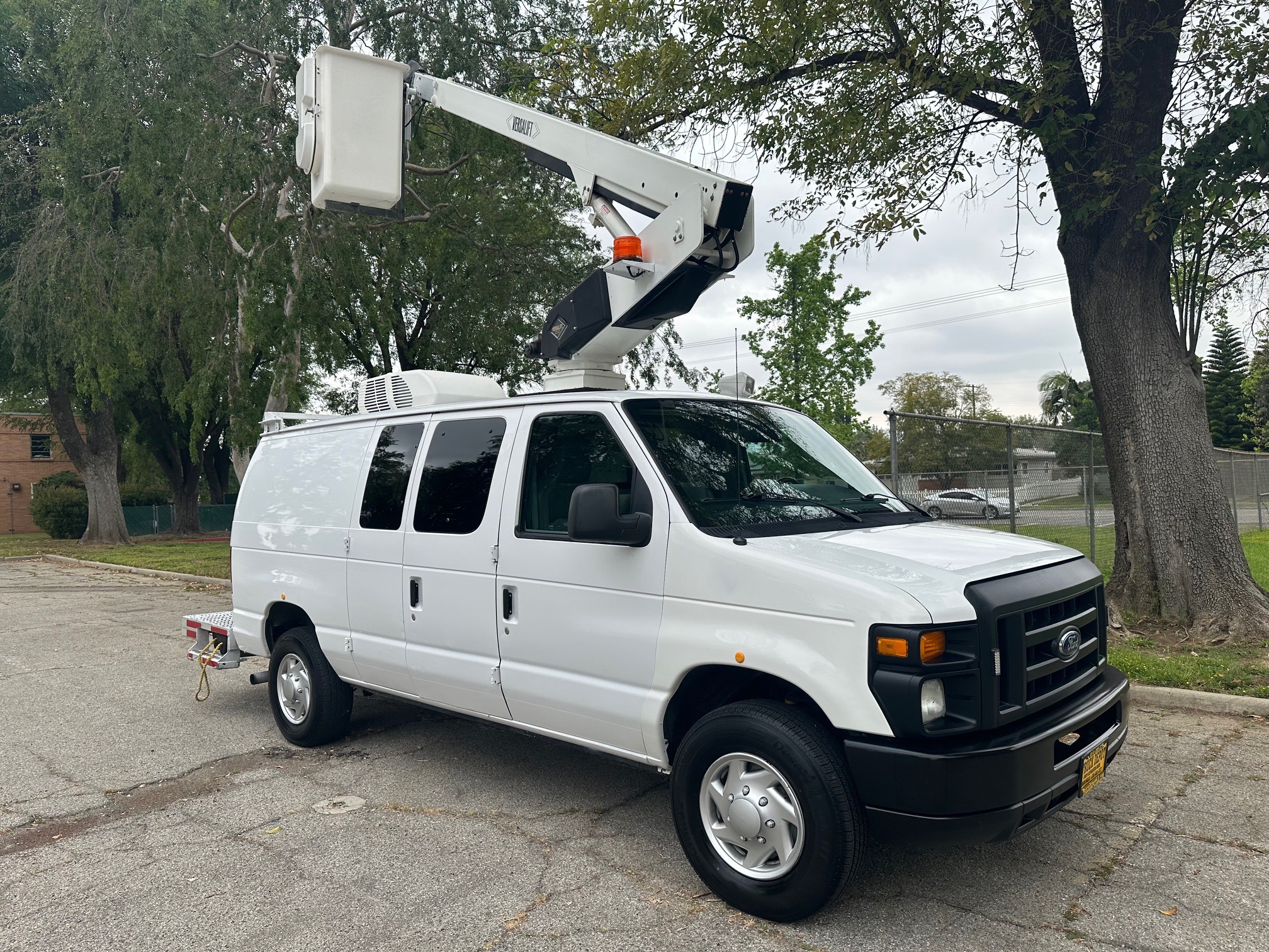 2010 FORD ECONOLINE in North Hills, CA