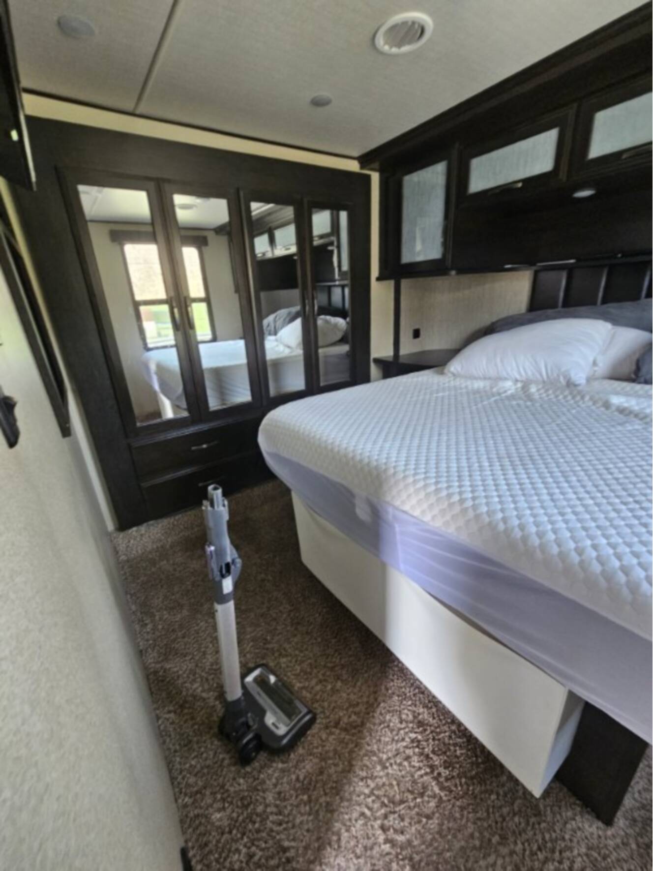 A photo of this 2018 Grand Design MOMENTUM M-CLASS 350M