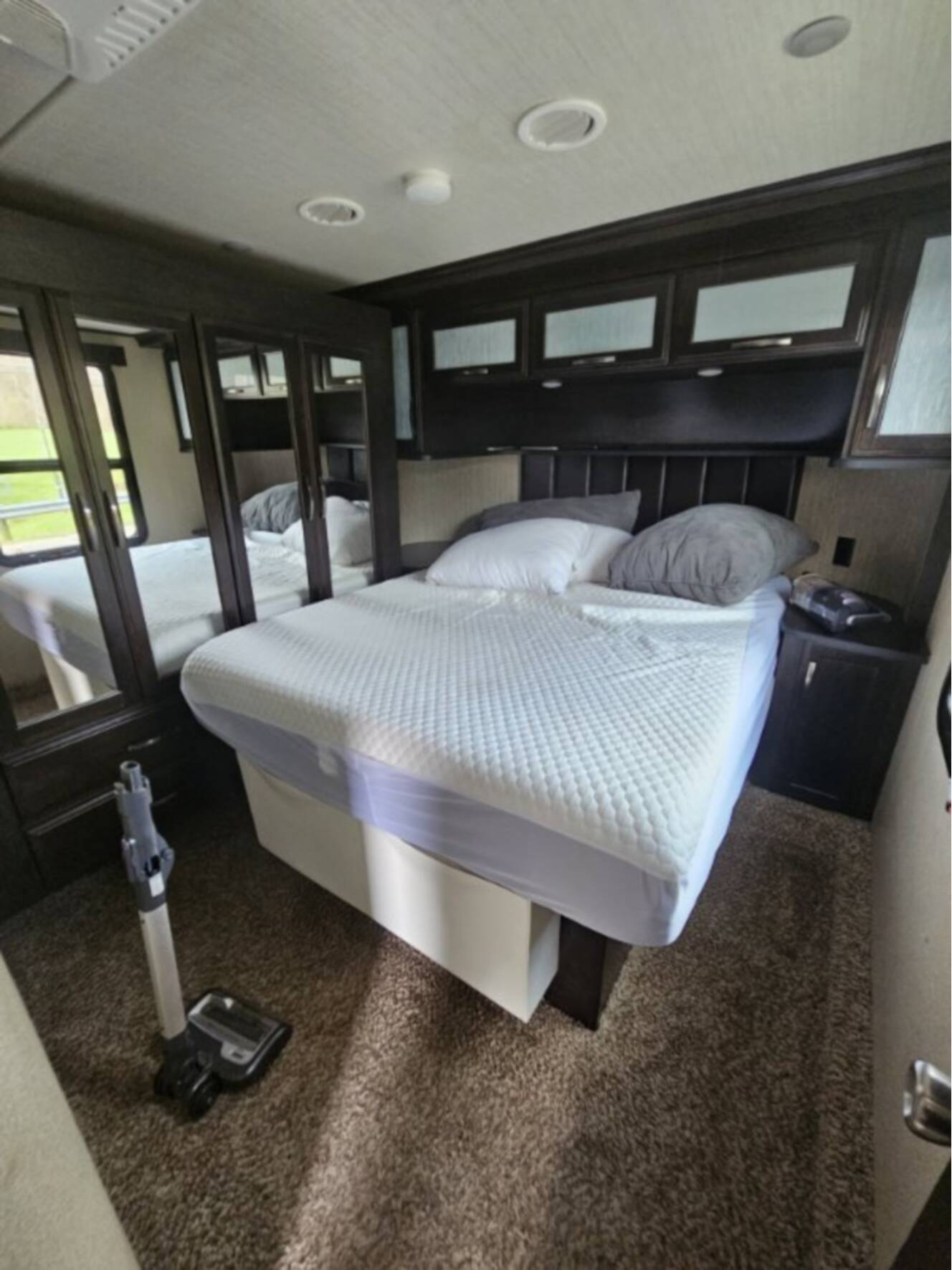 A photo of this 2018 Grand Design MOMENTUM M-CLASS 350M