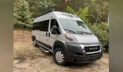 2021 Roadtrek PLAY BASE RV