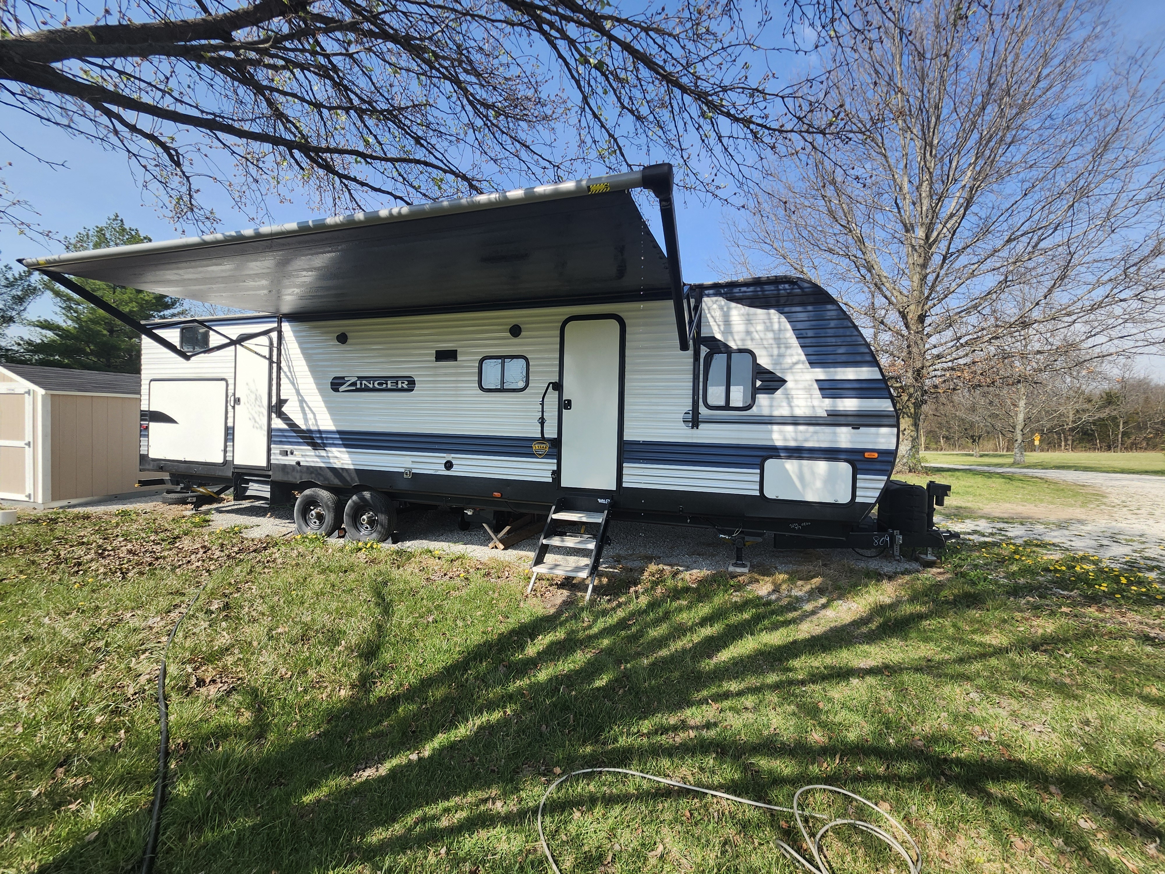 2020 Crossroads ZINGER 328SB RV