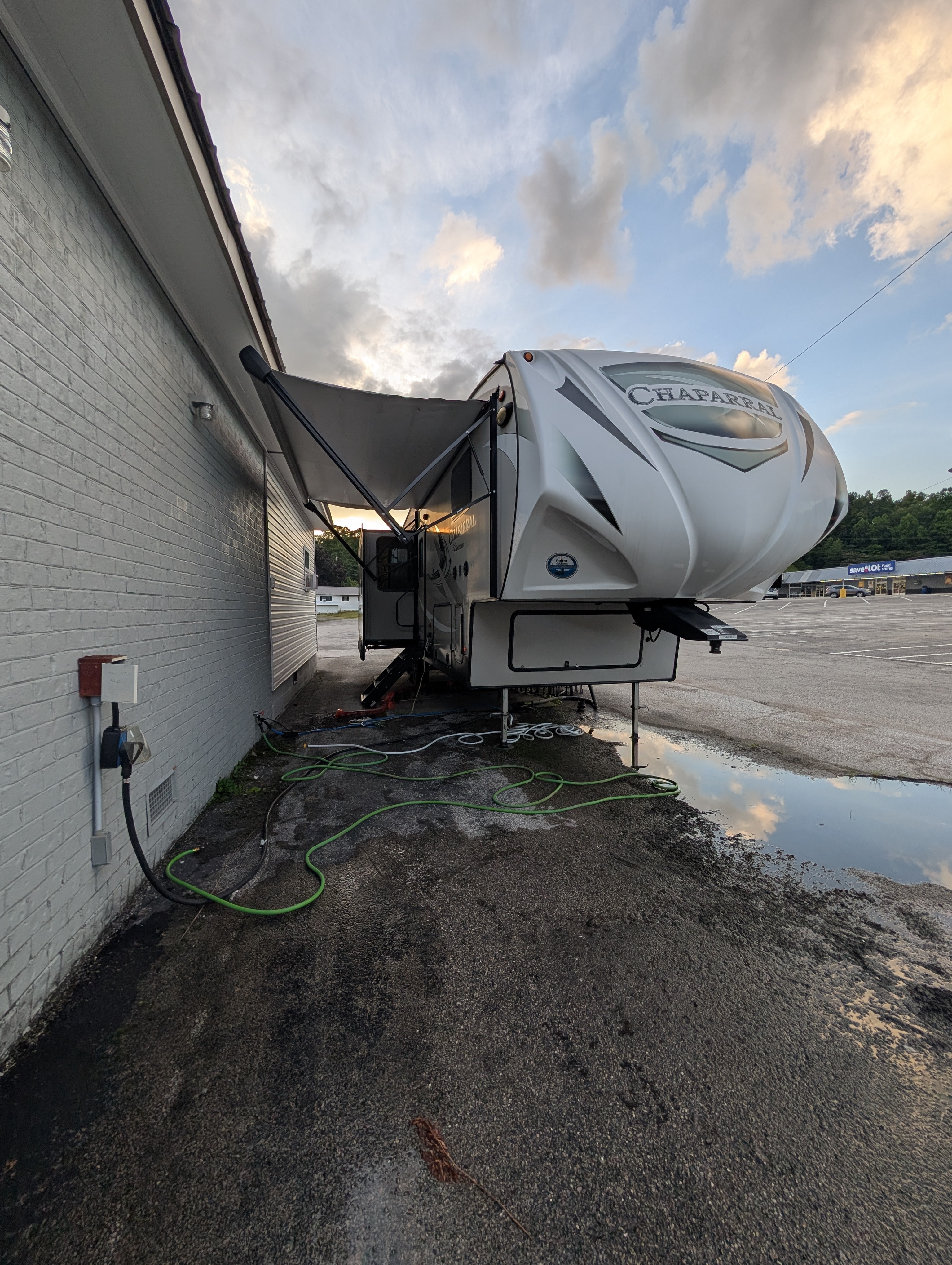 2020 Coachmen CHAPARRAL 298RLS in oneida TN