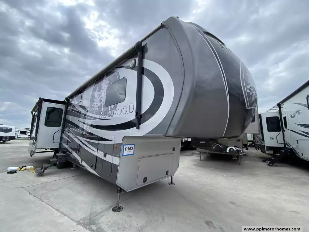 2015 Crossroads Redwood 38GK in new braunfels TX