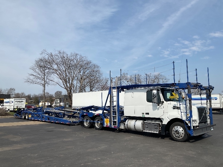2020 VOLVO VAH64600 in New Castle, DE