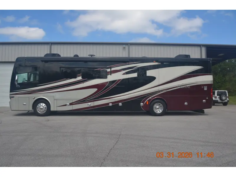 2014 Tiffin Motorhomes Phaeton 40 QTH