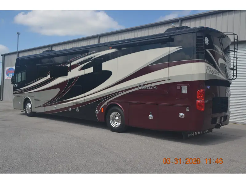 2014 Tiffin Motorhomes Phaeton 40 QTH